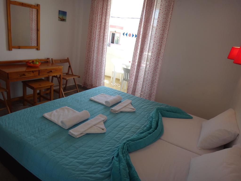 Amfi Apartments Kardamena  Bilik gambar