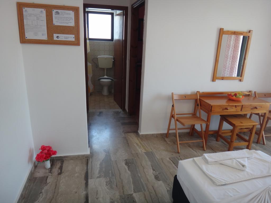 Amfi Apartments Kardamena  Bilik gambar